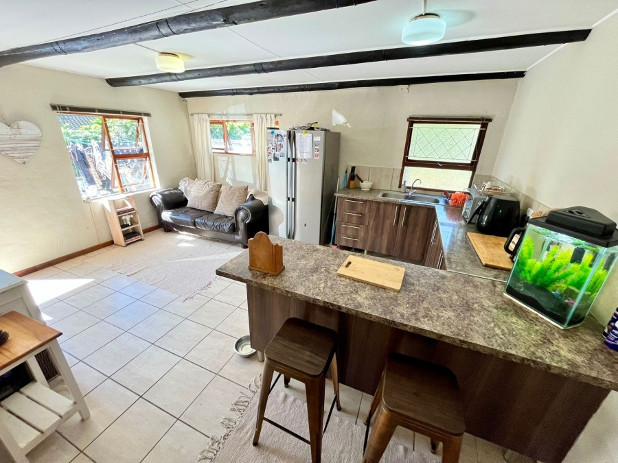 To Let 1 Bedroom Property for Rent in Dorchester Heights Eastern Cape
